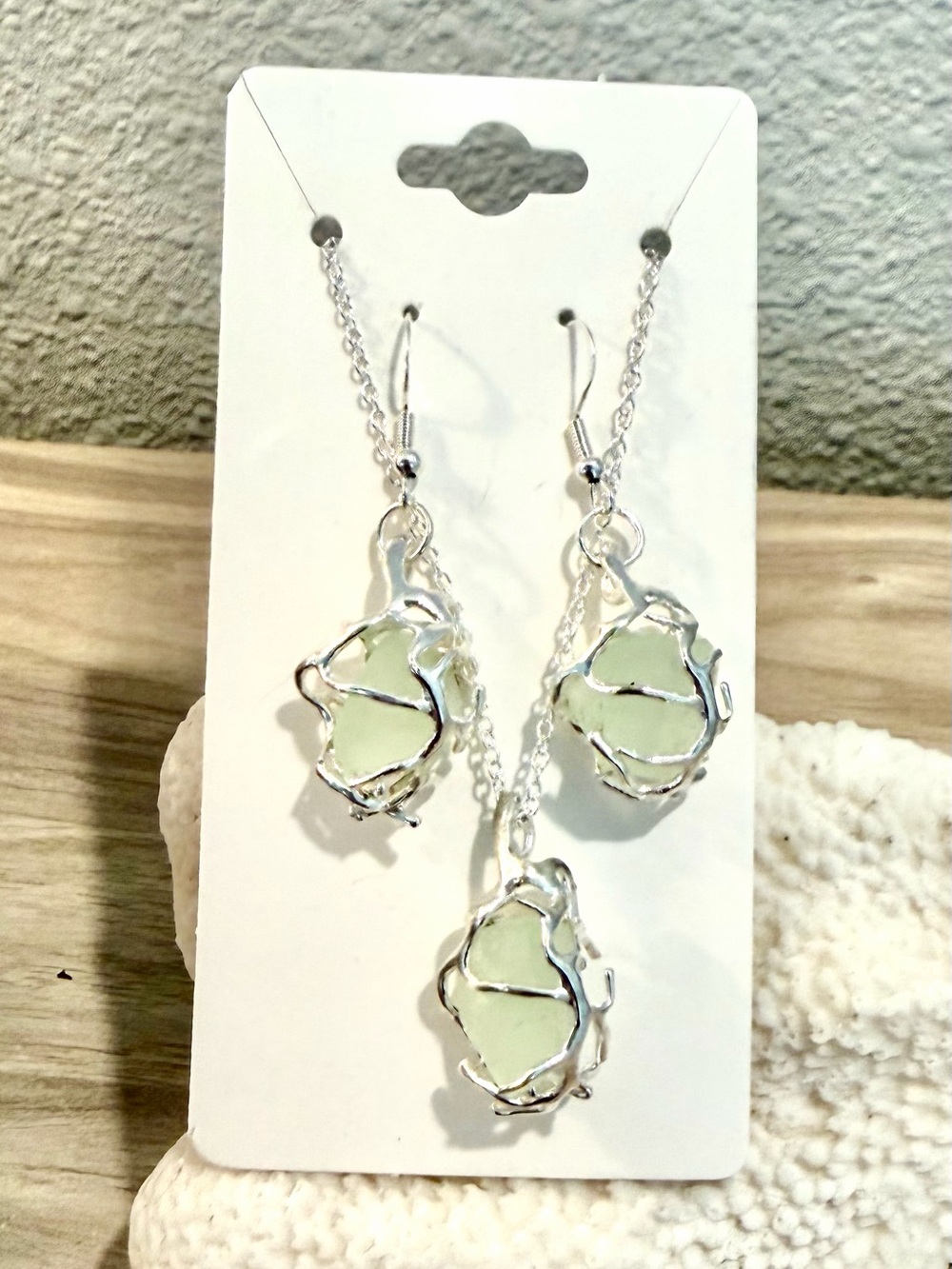 90. Mint green Sea Glass Pendant & Earrings Set